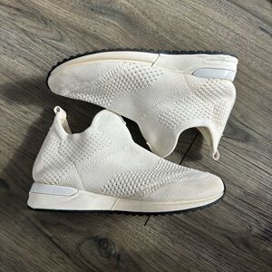 JSLIDE Slip-On Sneakers